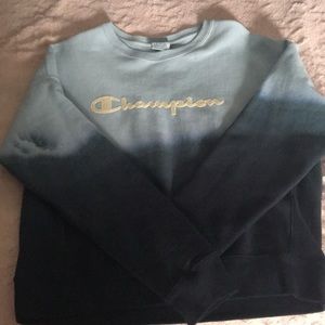 Crew neck